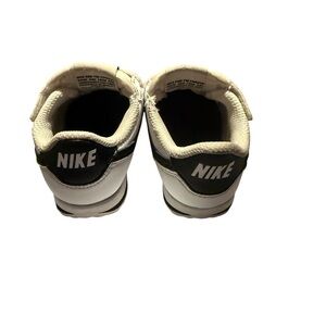 Nike Kids Sneakers in Black and White
